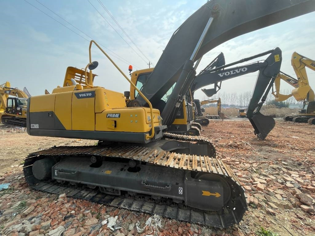 Volvo EC 200 - Máy xúc bánh xích: hình 2 Volvo EC 200 - Máy xúc bánh xích: hình 2