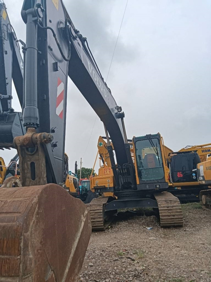 Volvo EC 210 - Máy xúc bánh xích: hình 3 Volvo EC 210 - Máy xúc bánh xích: hình 3