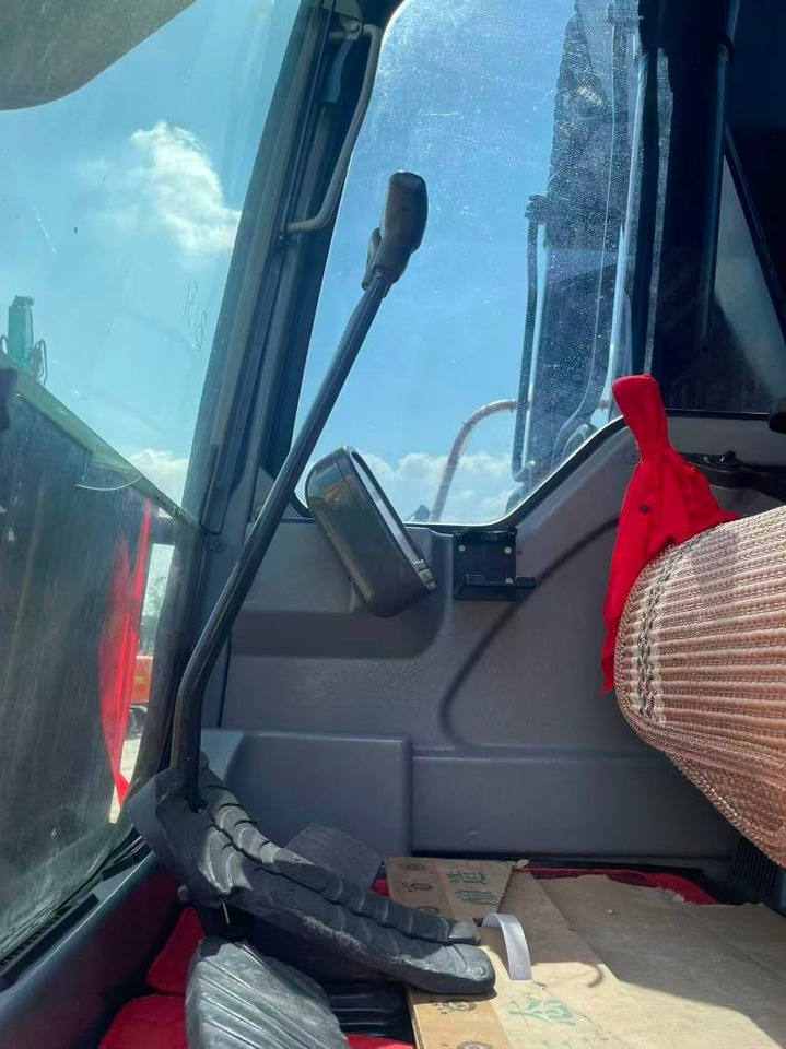 Volvo EC 240  - Máy xúc bánh xích: hình 5 Volvo EC 240  - Máy xúc bánh xích: hình 5