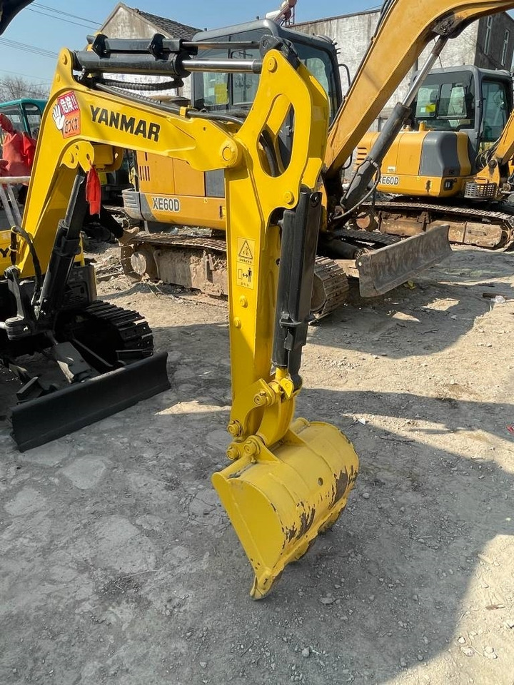 Yanmar Vio 17 - Máy xúc mini: hình 3 Yanmar Vio 17 - Máy xúc mini: hình 3