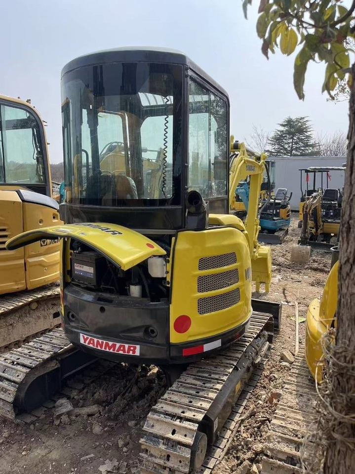 Yanmar Vio 35 - Máy xúc mini: hình 4 Yanmar Vio 35 - Máy xúc mini: hình 4