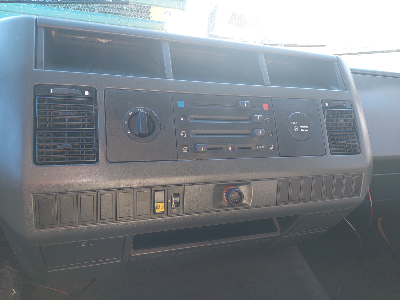 Xe tải thùng mui bạt MAN: hình 11