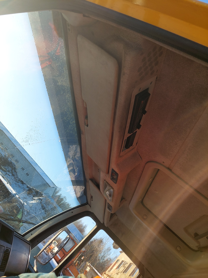 Xe tải thùng mui bạt MAN: hình 7