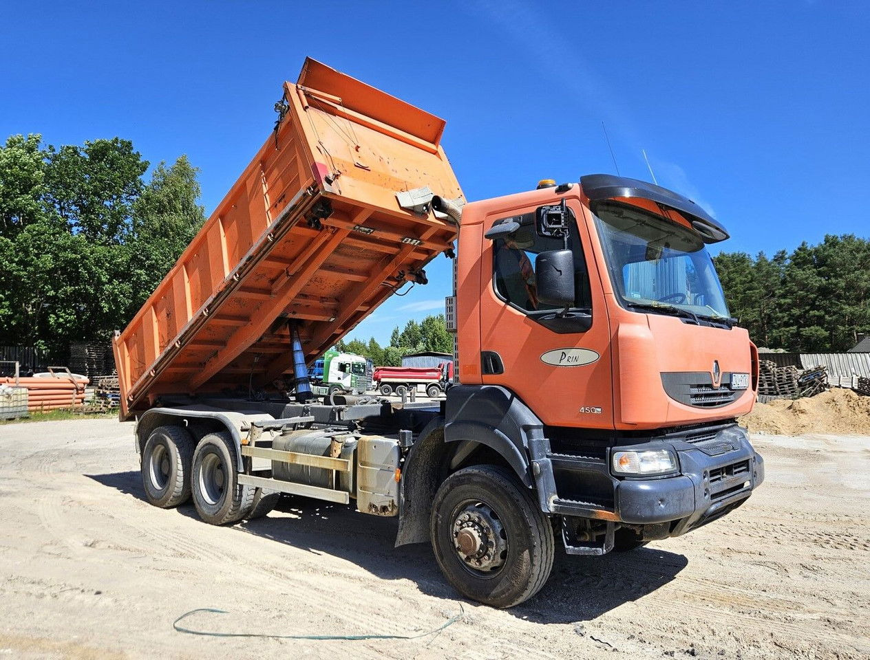 Renault Kerax 450 DXi - 6X6 - Full Spring - Mnual Gearbox - Xe ben: hình 3 Renault Kerax 450 DXi - 6X6 - Full Spring - Mnual Gearbox - Xe ben: hình 3