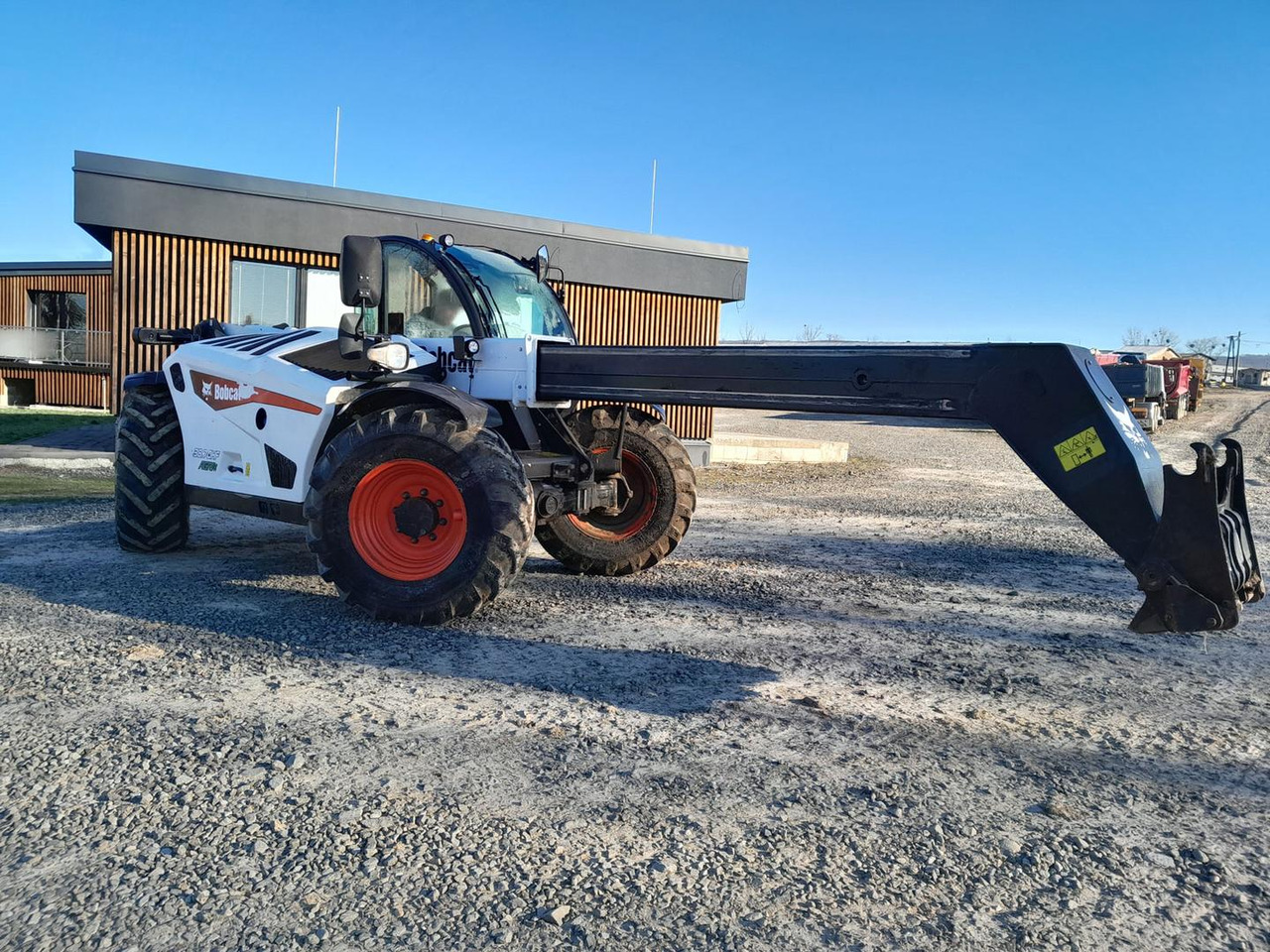 Bobcat TL, 38-70 Agri , HF 135 HP AGRI STAGE V - Xe nhấc hình viễn vọng kính: hình 2 Bobcat TL, 38-70 Agri , HF 135 HP AGRI STAGE V - Xe nhấc hình viễn vọng kính: hình 2