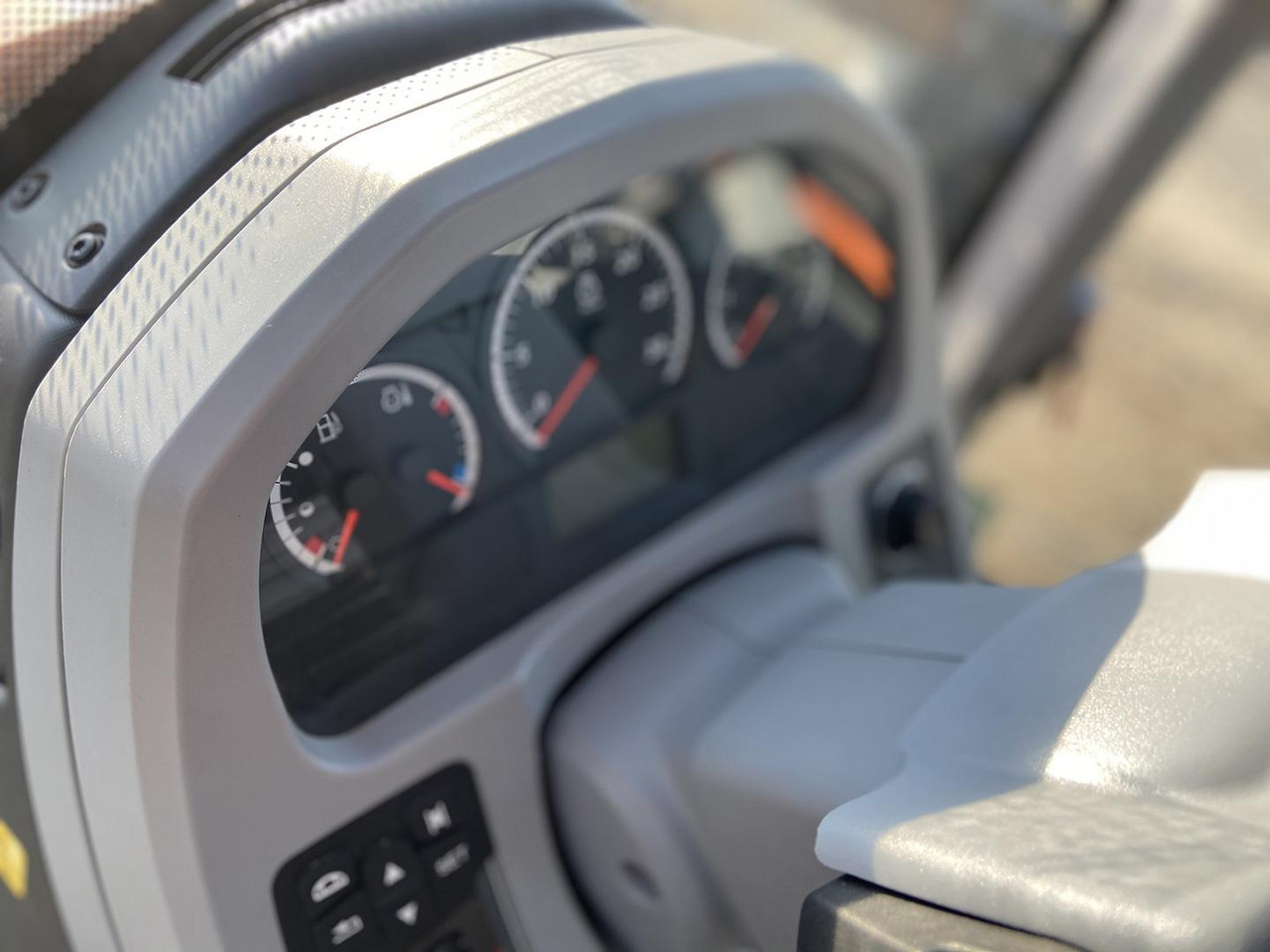 Máy cày Valtra N, 49 AWI, 134: hình 20