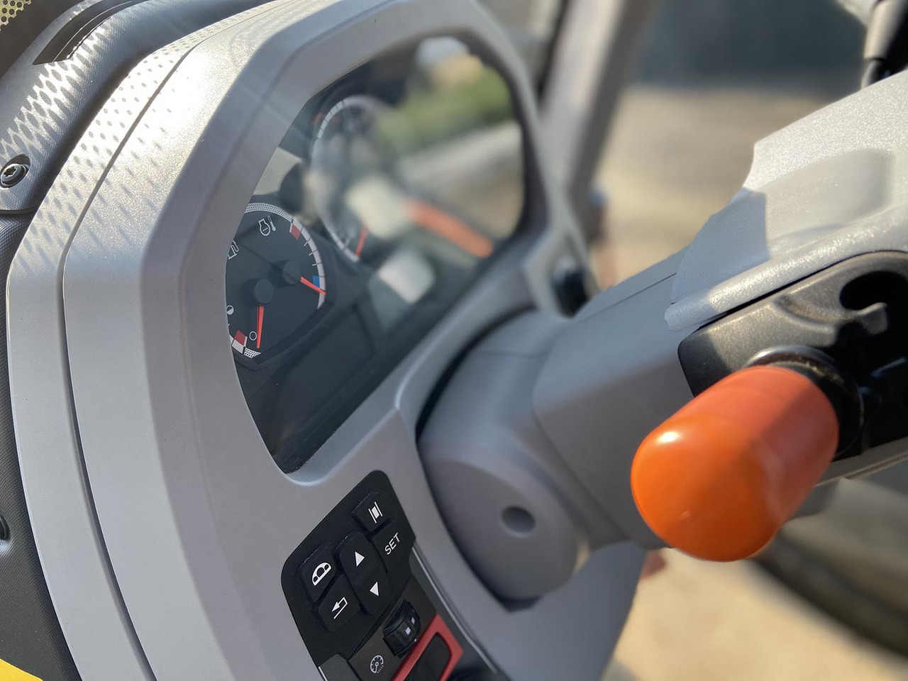 Máy cày Valtra N, 49 AWI, 134: hình 17