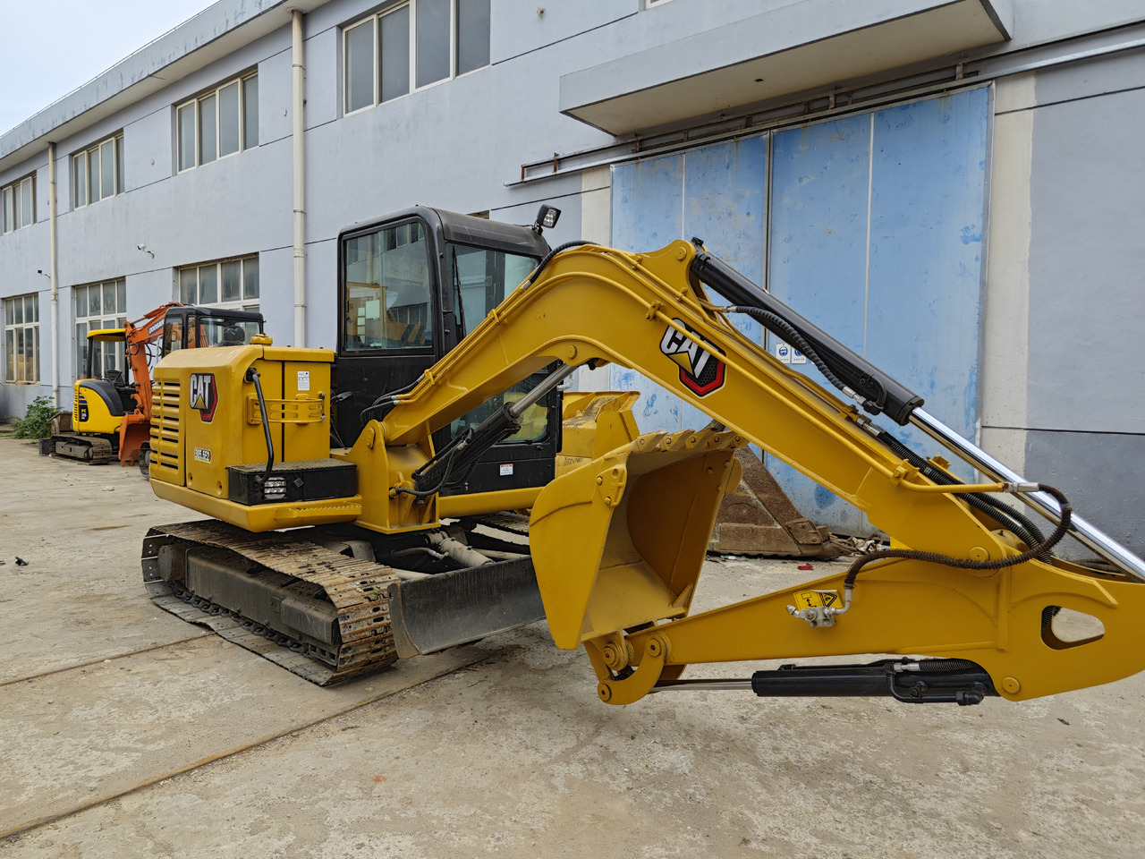 CATERPILLAR 305.5E - Máy xúc mini: hình 2 CATERPILLAR 305.5E - Máy xúc mini: hình 2