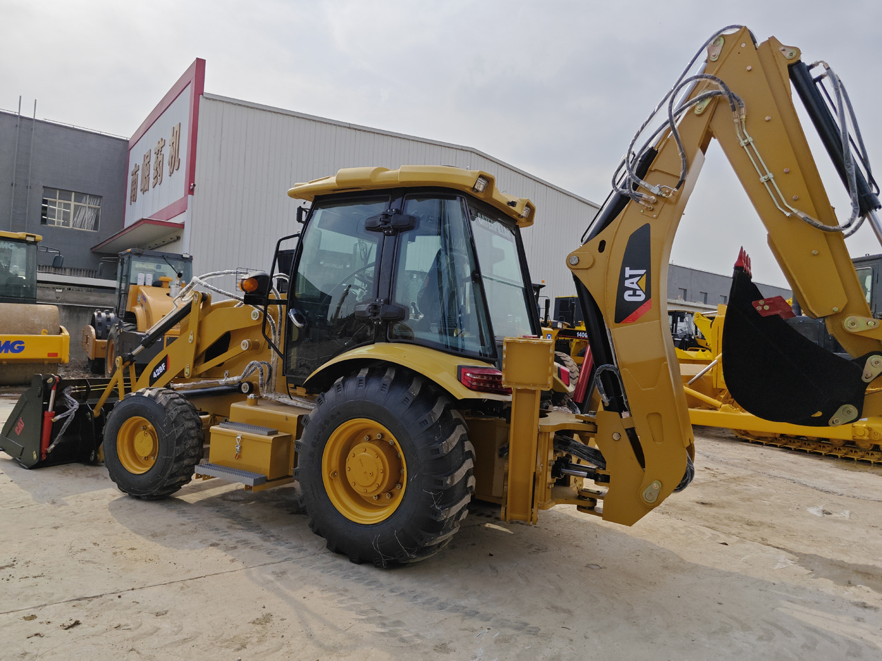 CATERPILLAR 428F backhoe loader - Máy xúc trước múc sau: hình 3 CATERPILLAR 428F backhoe loader - Máy xúc trước múc sau: hình 3