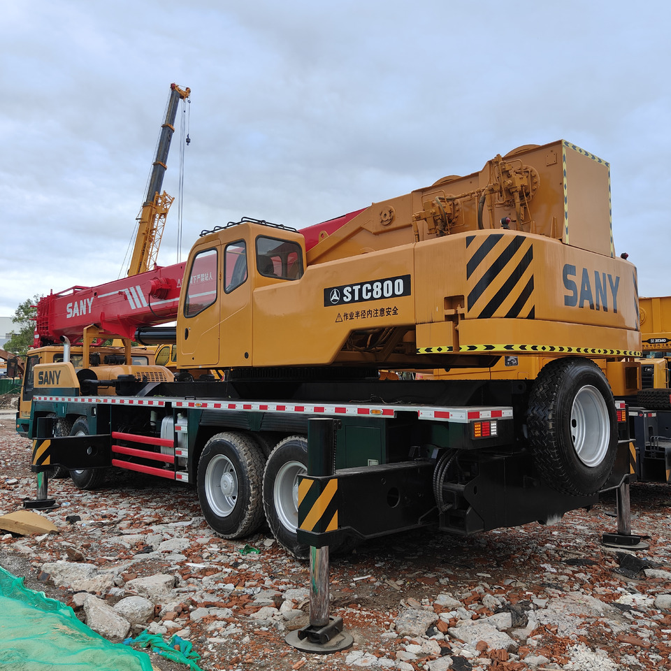 SANY STC800 80Ton Crane - Cẩu bánh lốp: hình 3 SANY STC800 80Ton Crane - Cẩu bánh lốp: hình 3