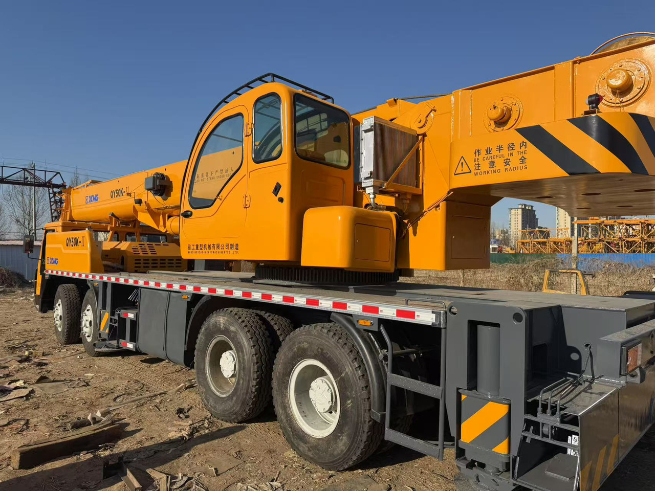 XCMG QY50K Truck Crane 50t used crane - Cẩu bánh lốp: hình 4 XCMG QY50K Truck Crane 50t used crane - Cẩu bánh lốp: hình 4