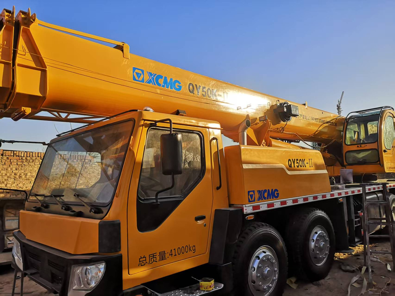 XCMG QY50K - Cẩu bánh lốp: hình 1 XCMG QY50K - Cẩu bánh lốp: hình 1