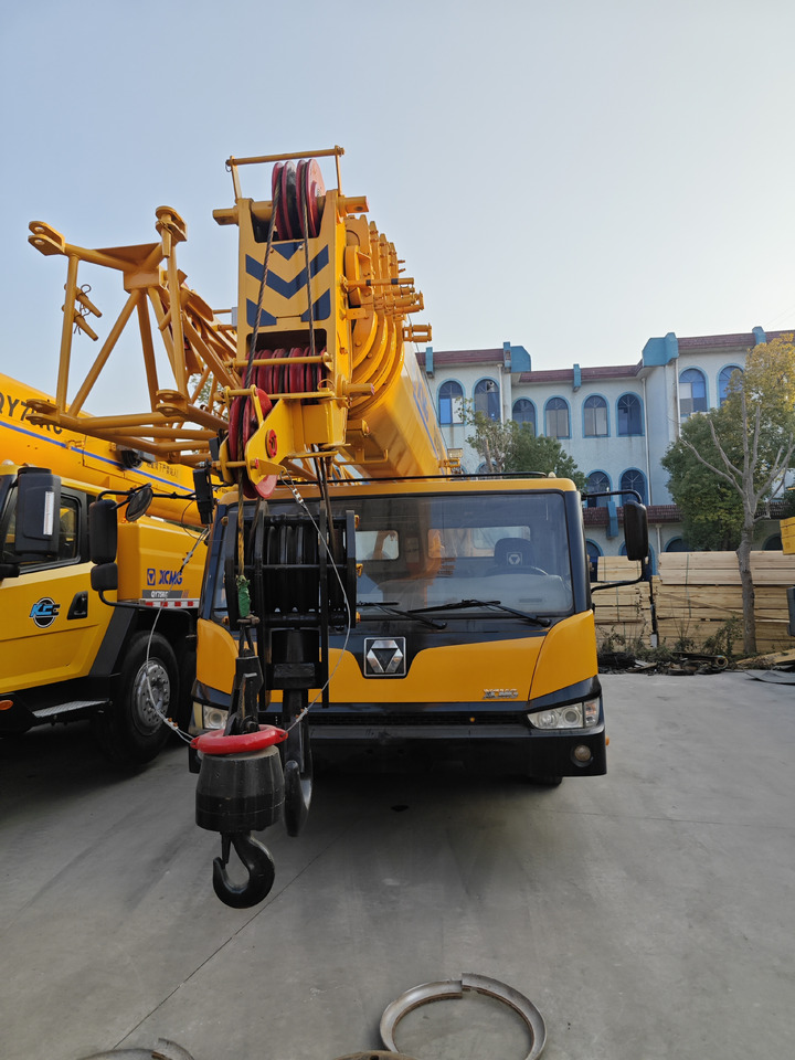 XCMG QY55KC used 55ton truck crane - Cẩu bánh lốp: hình 4 XCMG QY55KC used 55ton truck crane - Cẩu bánh lốp: hình 4