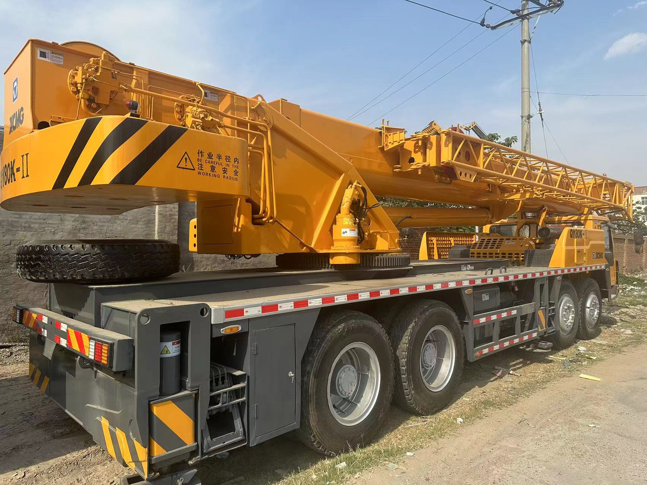 XCMG QY80K used 80ton truck crane - Cần cẩu mọi địa hình: hình 2 XCMG QY80K used 80ton truck crane - Cần cẩu mọi địa hình: hình 2