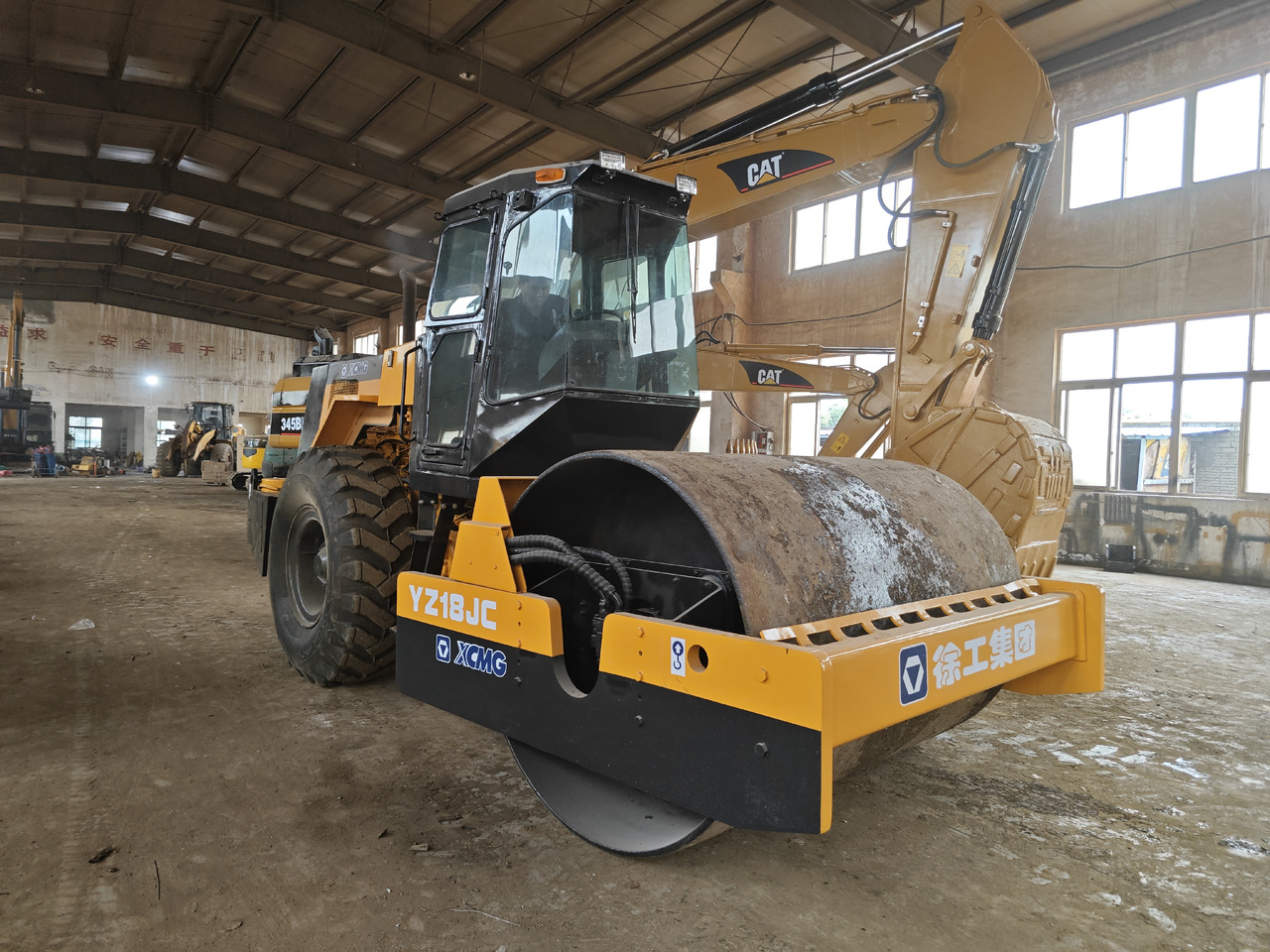 XCMG YZ18JC Used xcmg road roller/compactor - Máy lăn đường: hình 1 XCMG YZ18JC Used xcmg road roller/compactor - Máy lăn đường: hình 1