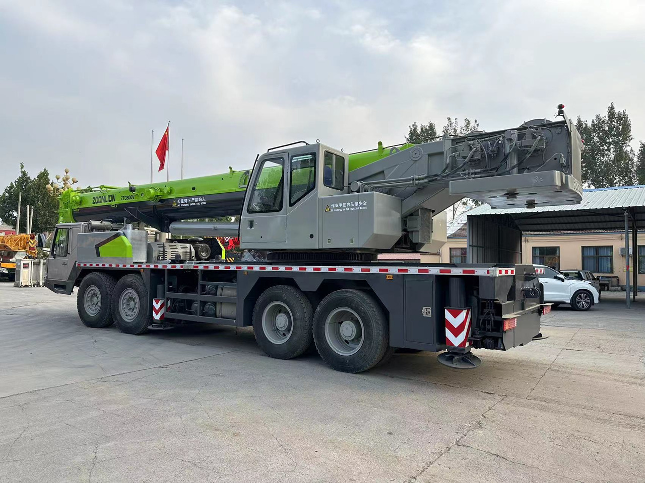 Zoomlion ZTC800V Used 80ton trcuk crane - Cẩu bánh lốp: hình 3 Zoomlion ZTC800V Used 80ton trcuk crane - Cẩu bánh lốp: hình 3