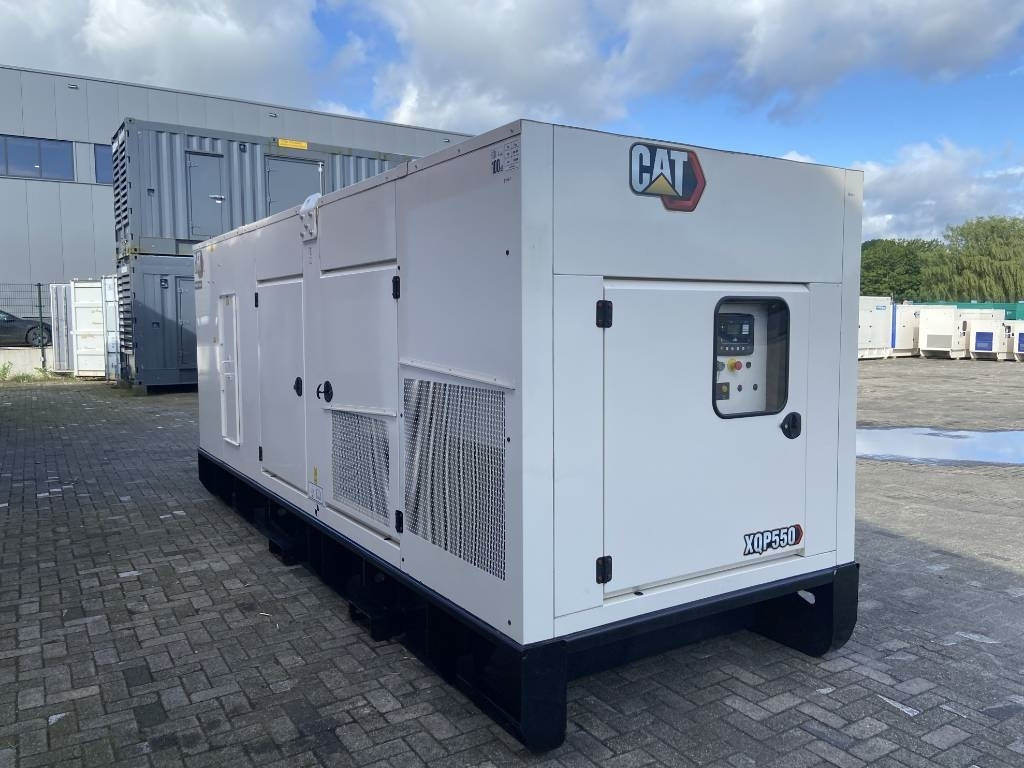 CAT XQP550 - Generator 550 kVA Stage V - DPX-18143 - Bộ phát điện: hình 2 CAT XQP550 - Generator 550 kVA Stage V - DPX-18143 - Bộ phát điện: hình 2