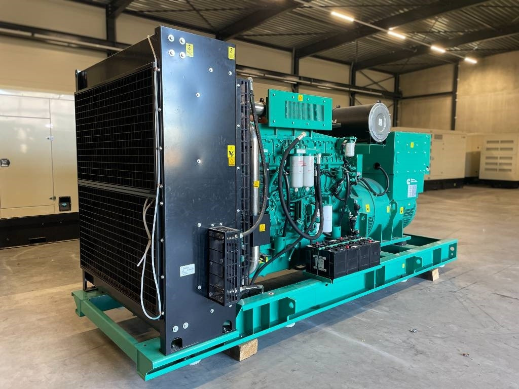 Cummins C900D5 - 900 kVA Open Surplus Genset - DPX-18527-O - Bộ phát điện: hình 2 Cummins C900D5 - 900 kVA Open Surplus Genset - DPX-18527-O - Bộ phát điện: hình 2