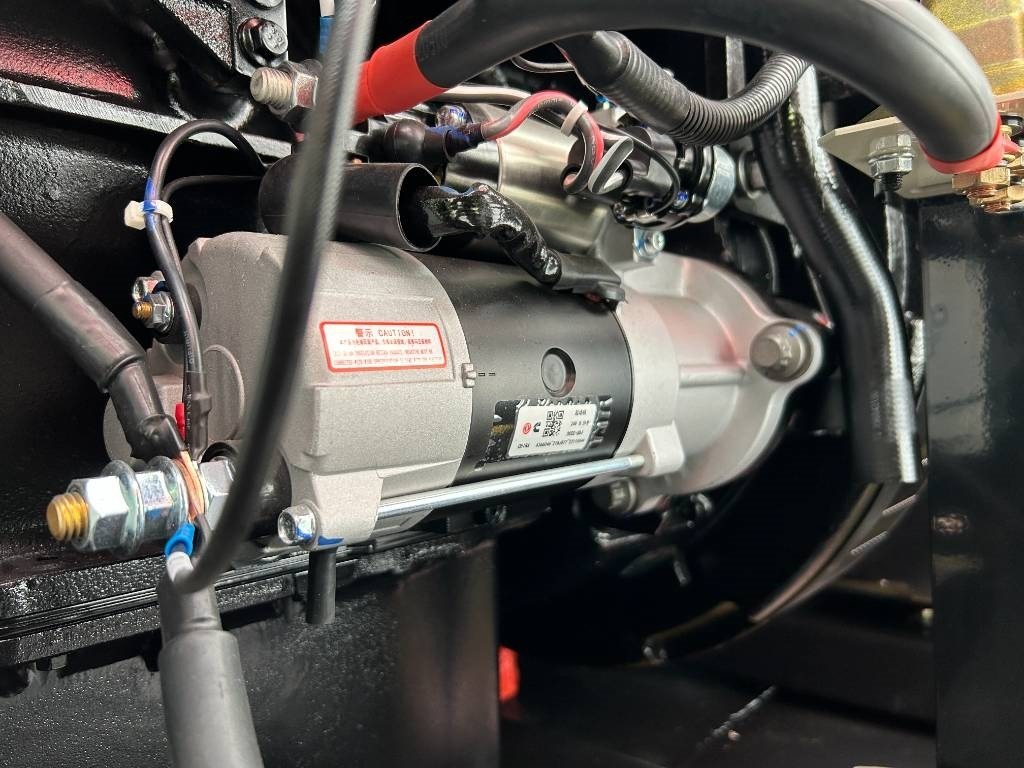 Cummins QSZ13-G10 - 600 kVA Generator - DPX-19847 - Bộ phát điện: hình 3 Cummins QSZ13-G10 - 600 kVA Generator - DPX-19847 - Bộ phát điện: hình 3