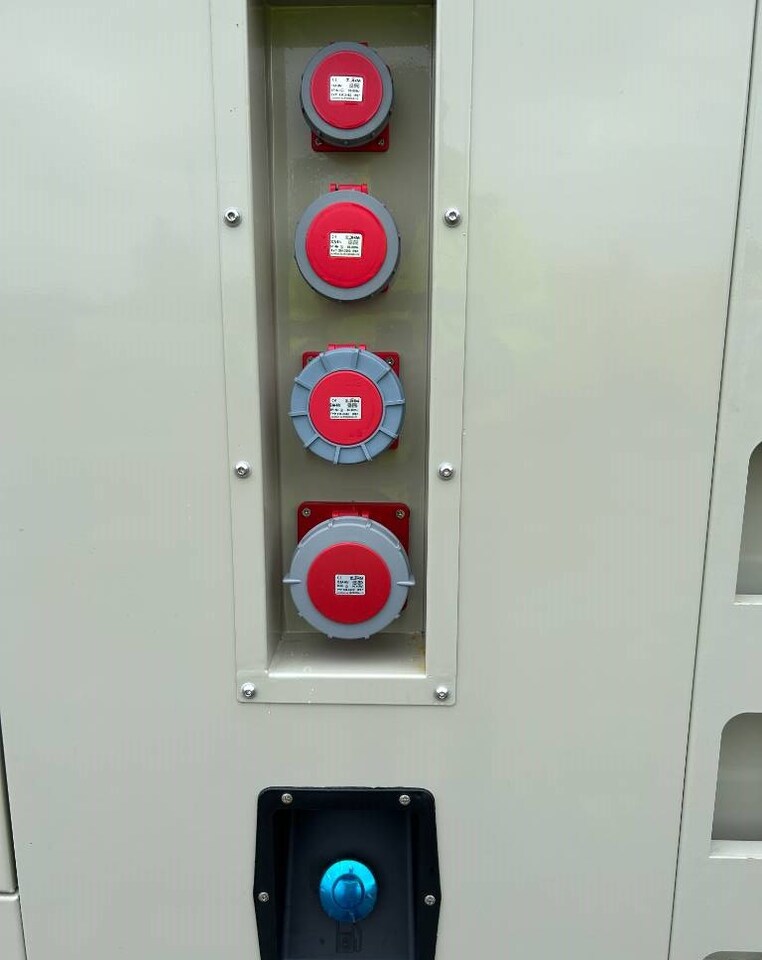 Cummins QSZ13-G10 - 600 kVA Generator - DPX-19847 - Bộ phát điện: hình 5 Cummins QSZ13-G10 - 600 kVA Generator - DPX-19847 - Bộ phát điện: hình 5