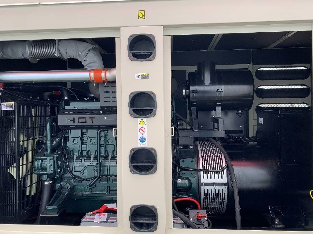Doosan P126TI - 275 kVA Generator - DPX-15551 - Bộ phát điện: hình 4 Doosan P126TI - 275 kVA Generator - DPX-15551 - Bộ phát điện: hình 4