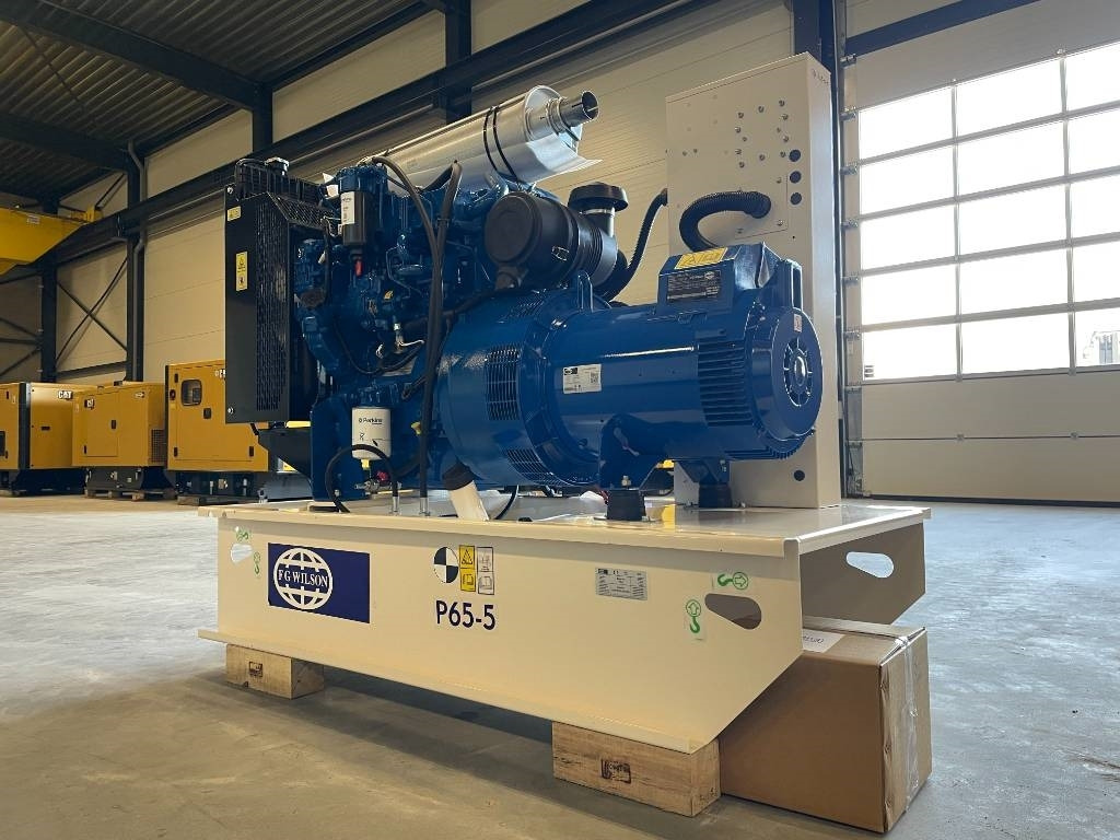 FG Wilson P65-5 - 65 kVA Open Genset - DPX-16006-O - Bộ phát điện: hình 3 FG Wilson P65-5 - 65 kVA Open Genset - DPX-16006-O - Bộ phát điện: hình 3
