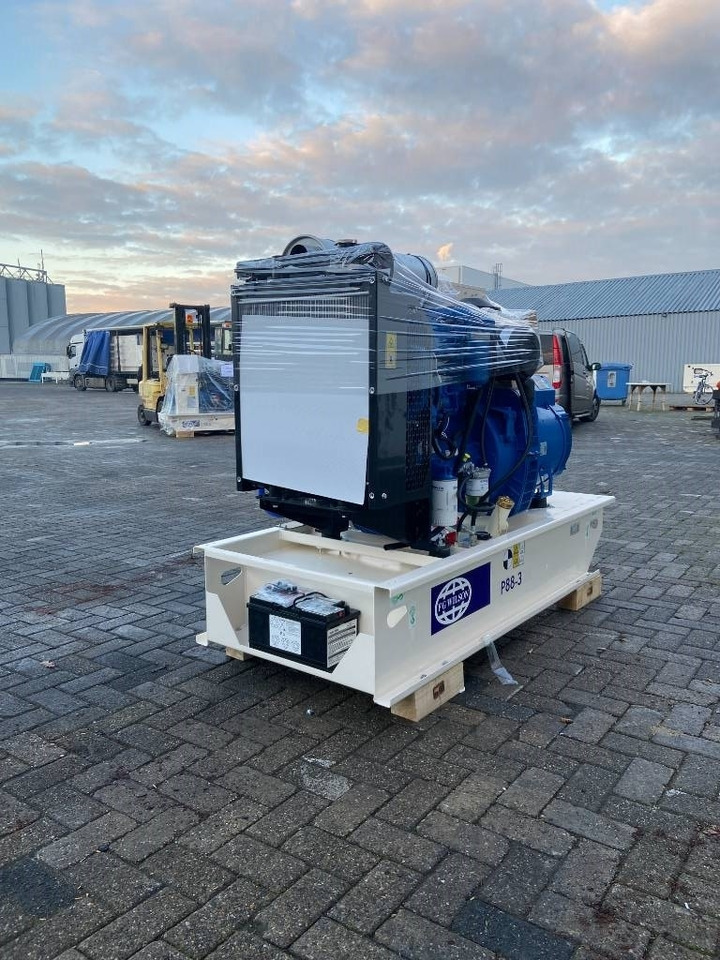 FG Wilson P88-3 - 88 kVA Open Genset - DPX-16007-O  - Bộ phát điện: hình 3 FG Wilson P88-3 - 88 kVA Open Genset - DPX-16007-O  - Bộ phát điện: hình 3