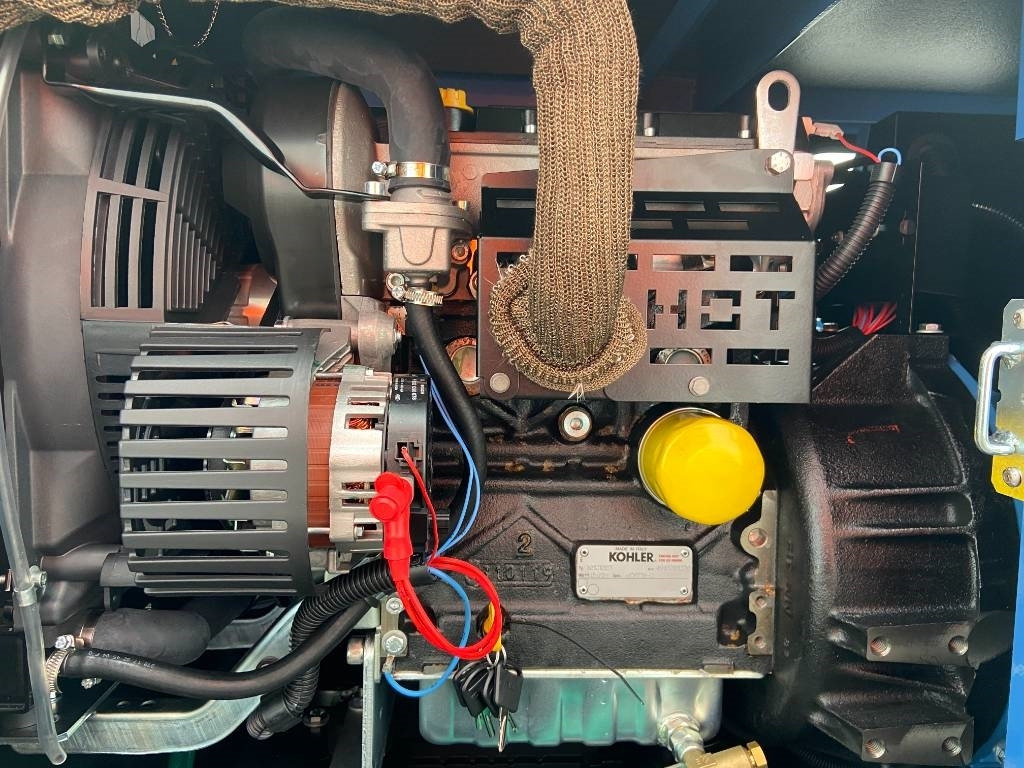 Bộ phát điện mới Sdmo K9 - 9 kVA Generator - DPX-17000: hình 8 Bộ phát điện mới Sdmo K9 - 9 kVA Generator - DPX-17000: hình 8