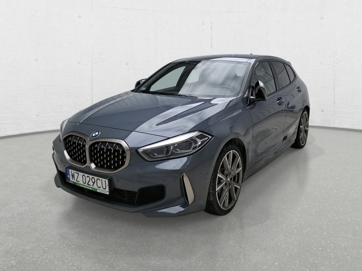 BMW M135I XDRIVE HATCHBACK - Xe hơi: hình 4 BMW M135I XDRIVE HATCHBACK - Xe hơi: hình 4