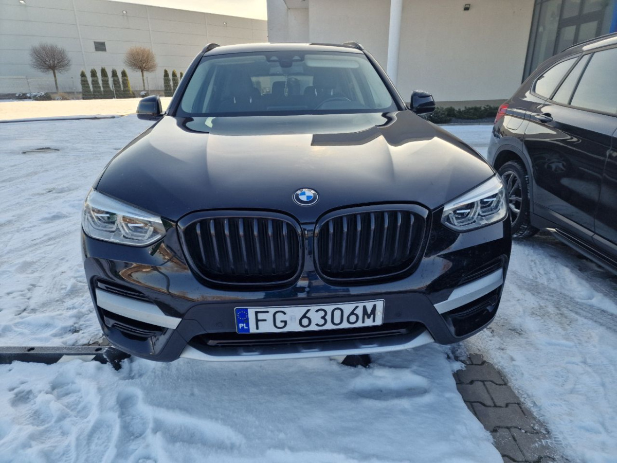 BMW X3 xDrive30e xLine SUV - SUV: hình 5 BMW X3 xDrive30e xLine SUV - SUV: hình 5