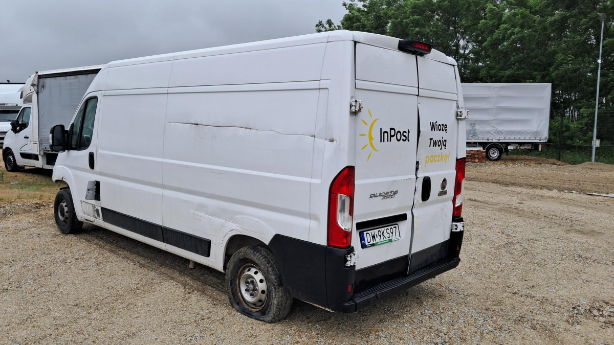 FIAT DUCATO FURGON BLASZAK - Xe van chở hàng: hình 4 FIAT DUCATO FURGON BLASZAK - Xe van chở hàng: hình 4