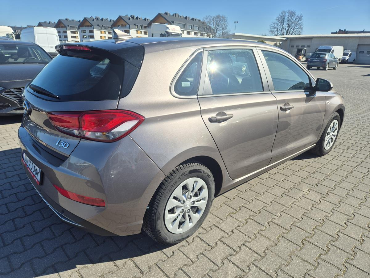 HYUNDAI I30 HATCHBACK - Hatchback: hình 4 HYUNDAI I30 HATCHBACK - Hatchback: hình 4