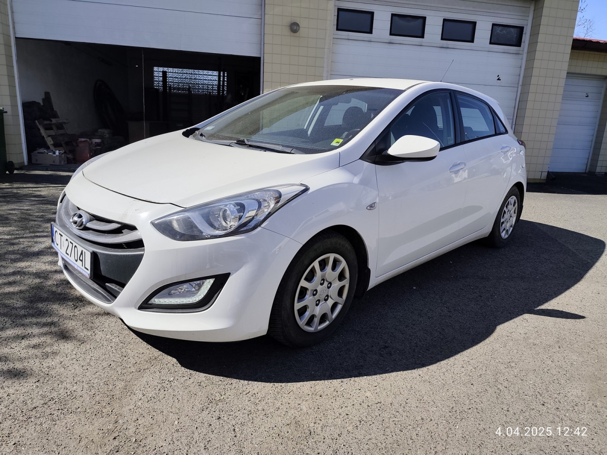 HYUNDAI I30 HATCHBACK - Hatchback: hình 2 HYUNDAI I30 HATCHBACK - Hatchback: hình 2