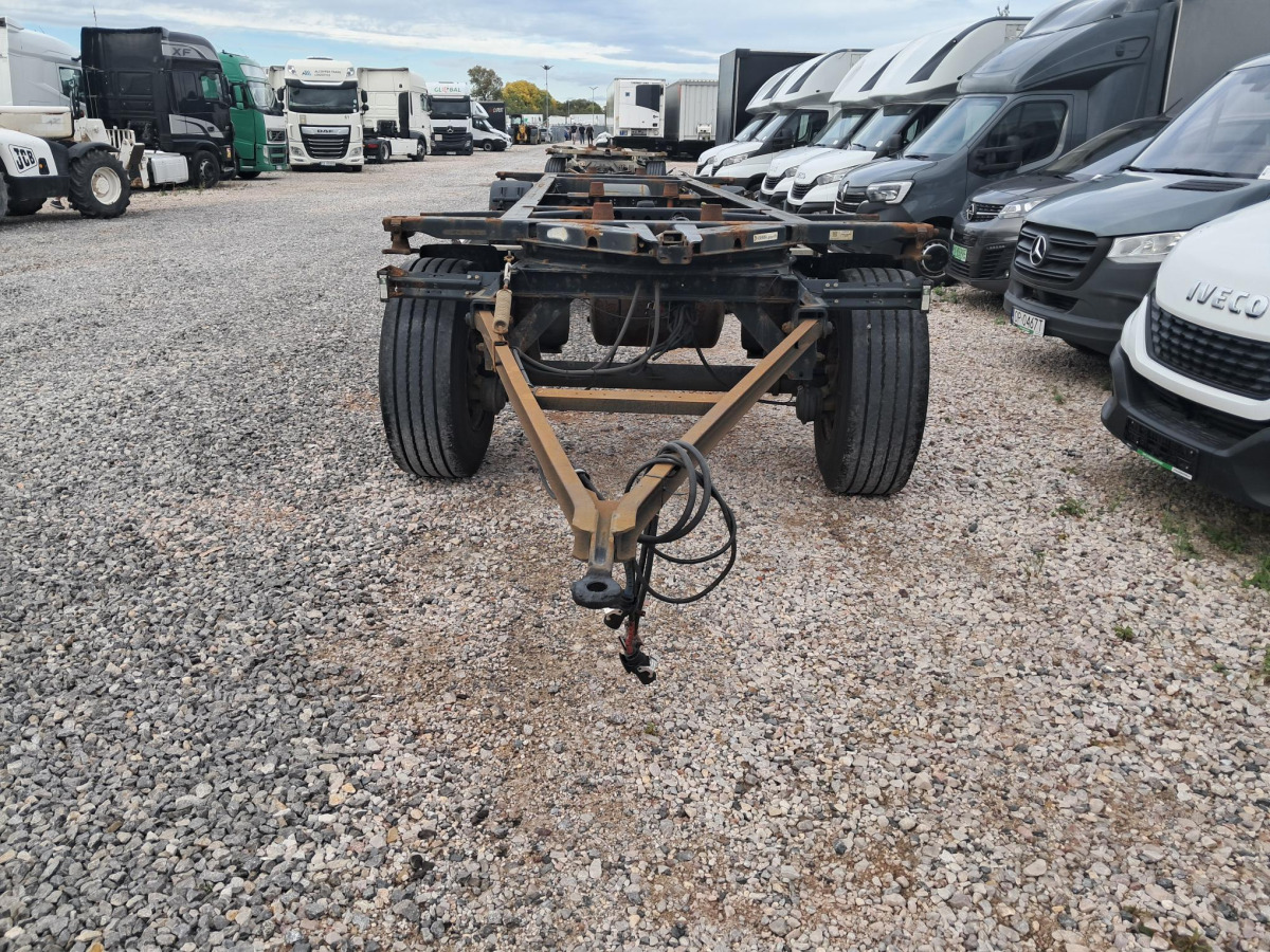 KRONE AZ POD KONTENERY - Xe chở container/ Rơ moóc hoán đổi thân: hình 2 KRONE AZ POD KONTENERY - Xe chở container/ Rơ moóc hoán đổi thân: hình 2