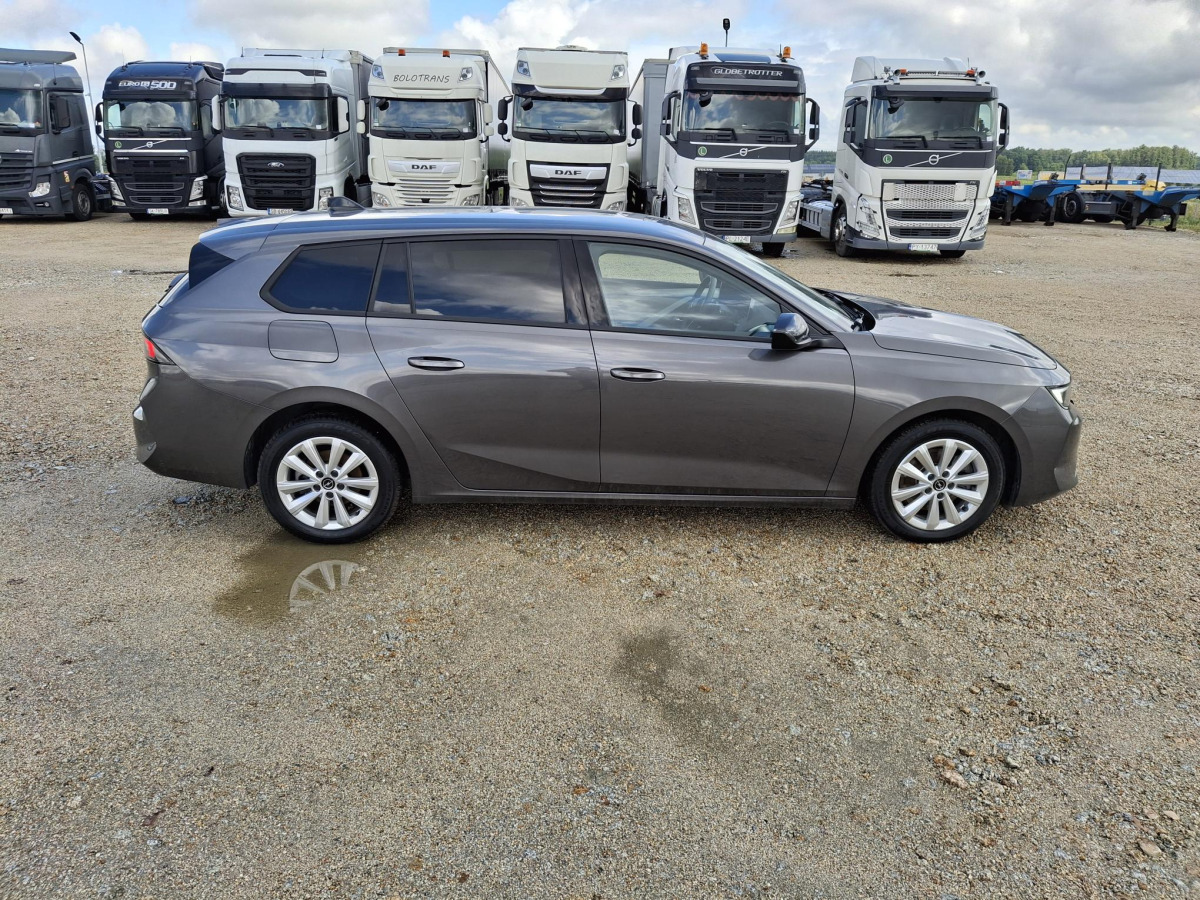 OPEL ASTRA SPORTS TOURER KOMBI - Xe hơi: hình 4 OPEL ASTRA SPORTS TOURER KOMBI - Xe hơi: hình 4