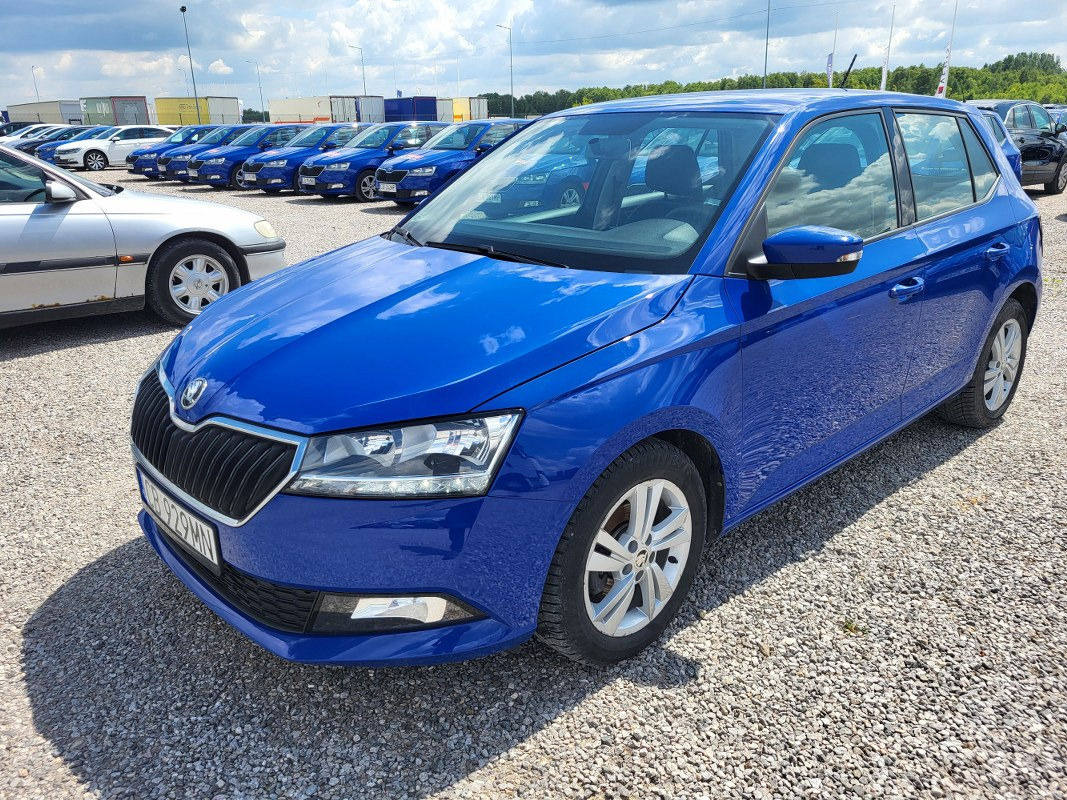 SKODA FABIA HATCHBACK - Hatchback: hình 3 SKODA FABIA HATCHBACK - Hatchback: hình 3