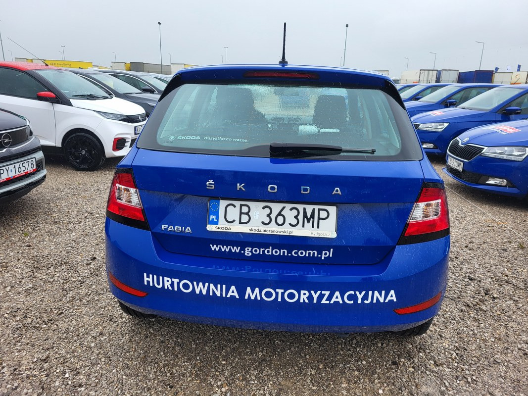 SKODA FABIA HATCHBACK - Hatchback: hình 5 SKODA FABIA HATCHBACK - Hatchback: hình 5