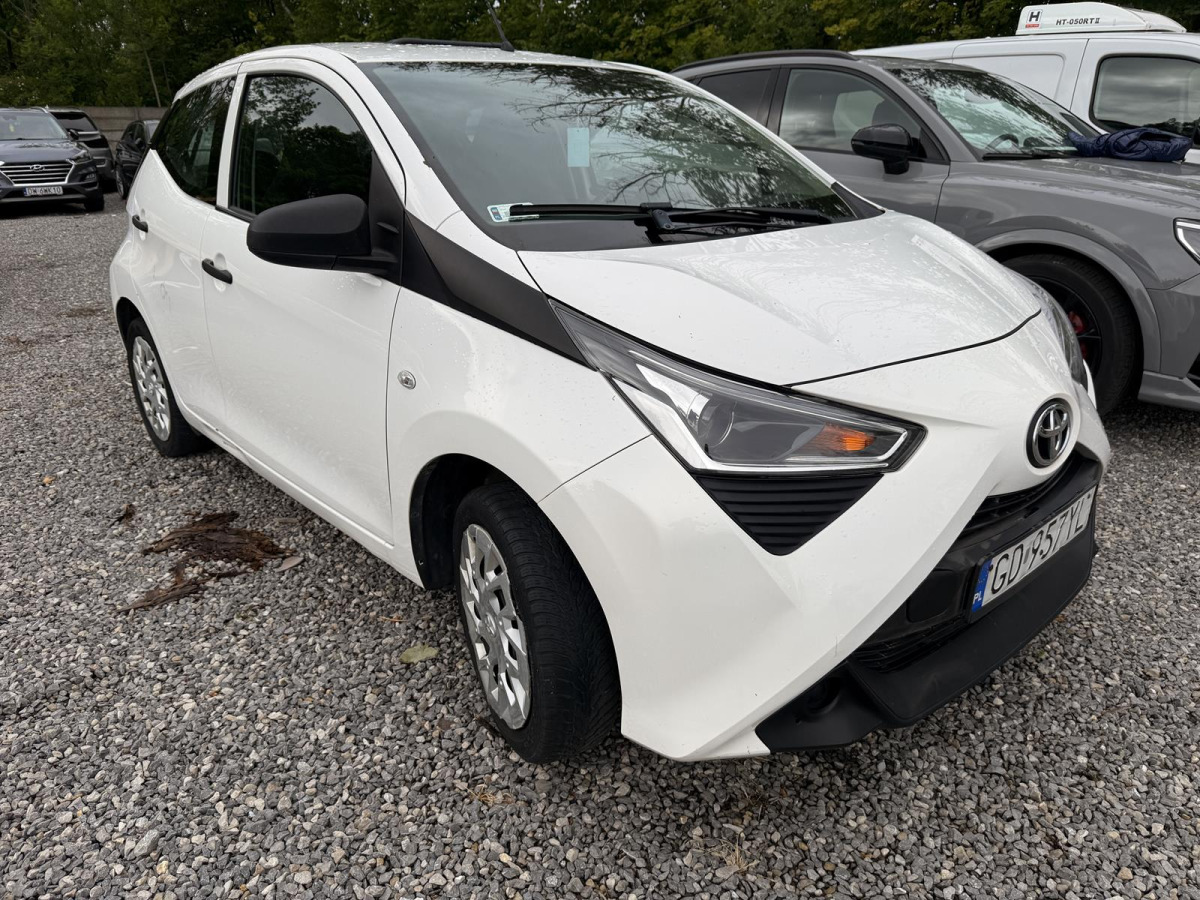 Hatchback TOYOTA AYGO VVT-I 5H/B MT5 HATCHBACK - BRAK KLUCZYKÓW: hình 1