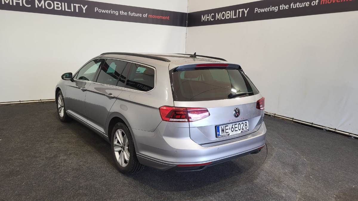 VOLKSWAGEN PASSAT KOMBI - Xe hơi: hình 4 VOLKSWAGEN PASSAT KOMBI - Xe hơi: hình 4