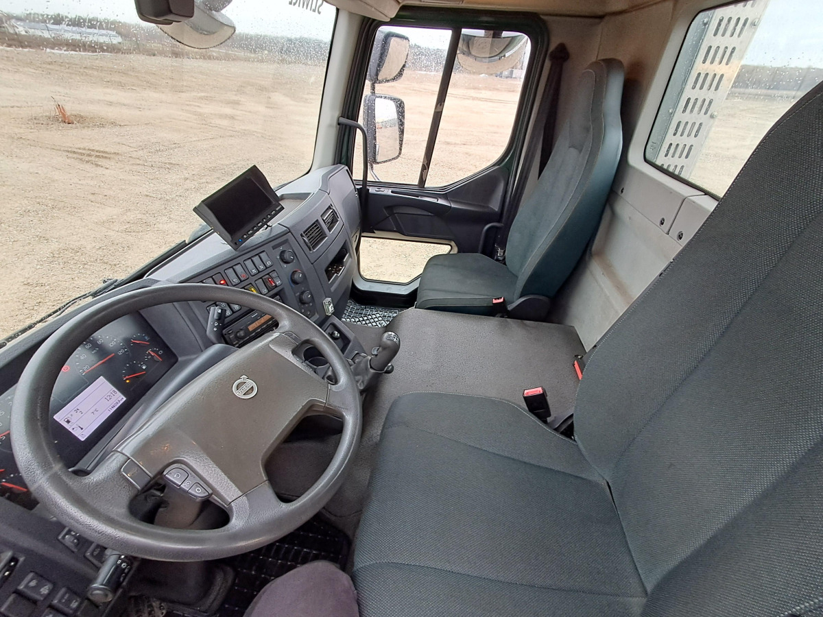Xe tải nâng móc VOLVO FL: hình 10