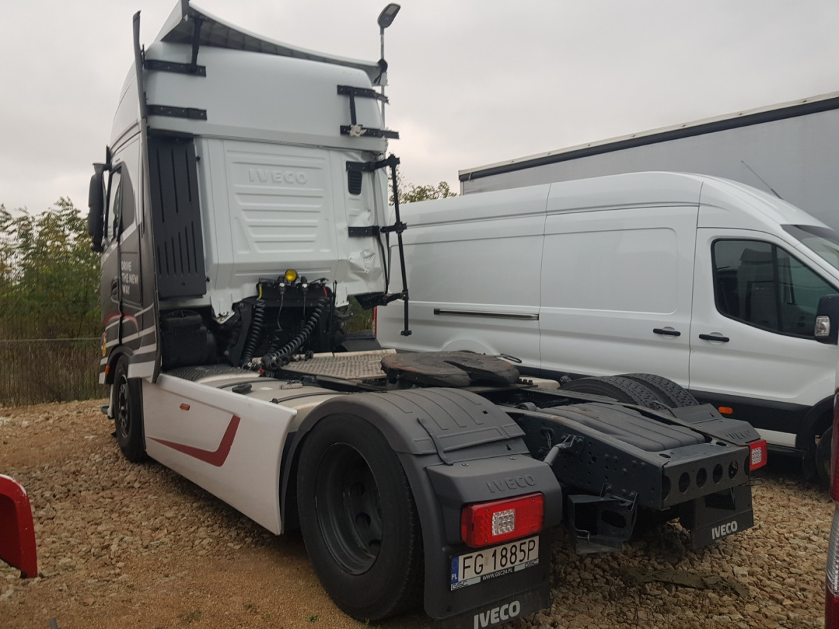 IVECO S-WAY CIĄGNIK SIODŁOWY - Xe đầu kéo: hình 3 IVECO S-WAY CIĄGNIK SIODŁOWY - Xe đầu kéo: hình 3