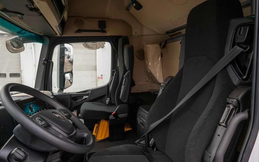 Mercedes-Benz Actros 1842 LnR z Przyczepą - Xe tải thùng mui bạt: hình 5 Mercedes-Benz Actros 1842 LnR z Przyczepą - Xe tải thùng mui bạt: hình 5