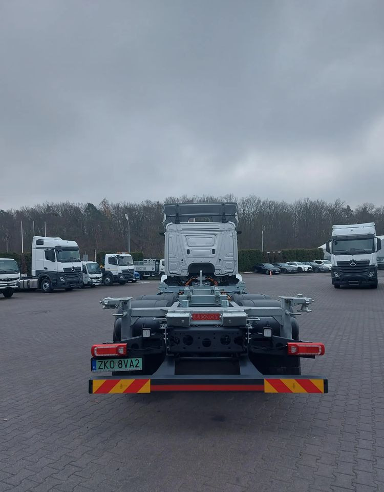 Mercedes-Benz eActros 400 6x2 BDF Elektryczny - Xe chở container/ Xe tải hoán đổi thân, Xe tải điện: hình 5 Mercedes-Benz eActros 400 6x2 BDF Elektryczny - Xe chở container/ Xe tải hoán đổi thân, Xe tải điện: hình 5
