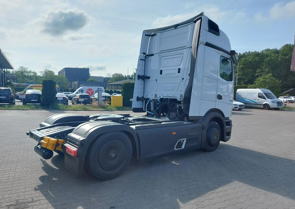 Mercedes-Benz Actros 1845 LS - Xe đầu kéo: hình 4 Mercedes-Benz Actros 1845 LS - Xe đầu kéo: hình 4