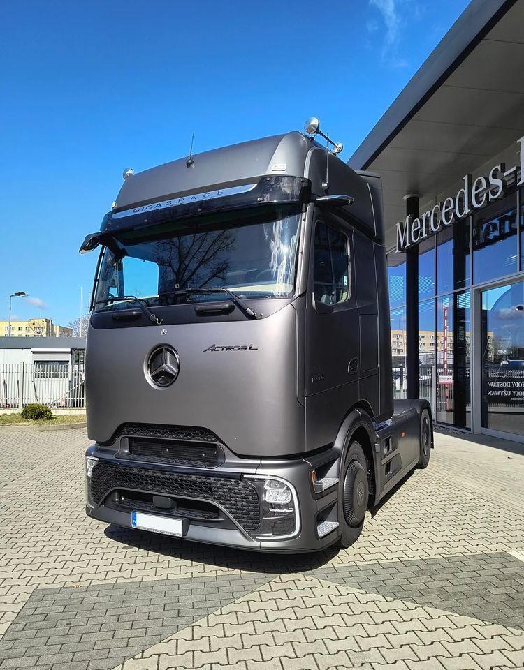 Mercedes-Benz Actros 1848 LS - Xe đầu kéo: hình 2 Mercedes-Benz Actros 1848 LS - Xe đầu kéo: hình 2