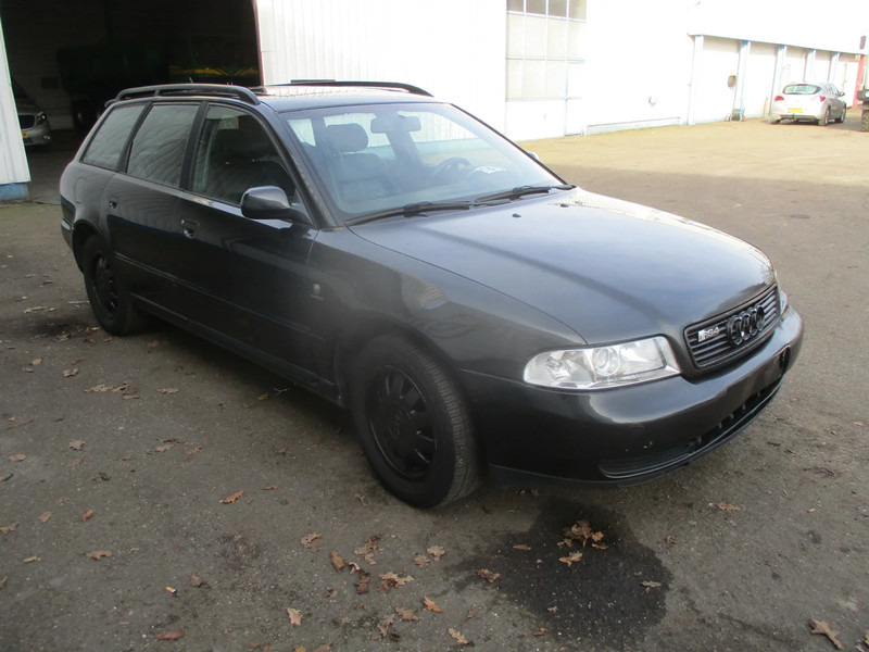 Audi A4 Avant 1.9 tdi , S-Line , Manual , Airco , EXPORT - Xe hơi: hình 4 Audi A4 Avant 1.9 tdi , S-Line , Manual , Airco , EXPORT - Xe hơi: hình 4