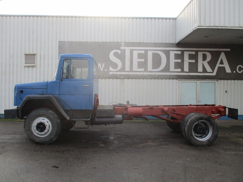 Iveco Magirus Deutz M 160 D 256 , V8 , Manual , Spring suspension - Xe tải khung gầm: hình 2 Iveco Magirus Deutz M 160 D 256 , V8 , Manual , Spring suspension - Xe tải khung gầm: hình 2