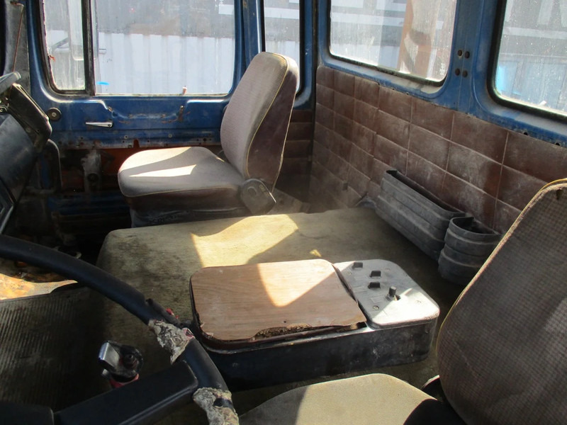 Xe tải khung gầm MAN 26.280 , 6x4 , ZF Manual , Spring suspension: hình 11