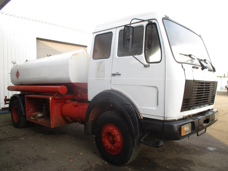 Mercedes-Benz FAP 1620 BD , Fuel truck , 4x2 , Manual , Spring suspension - Xe bồn: hình 4 Mercedes-Benz FAP 1620 BD , Fuel truck , 4x2 , Manual , Spring suspension - Xe bồn: hình 4