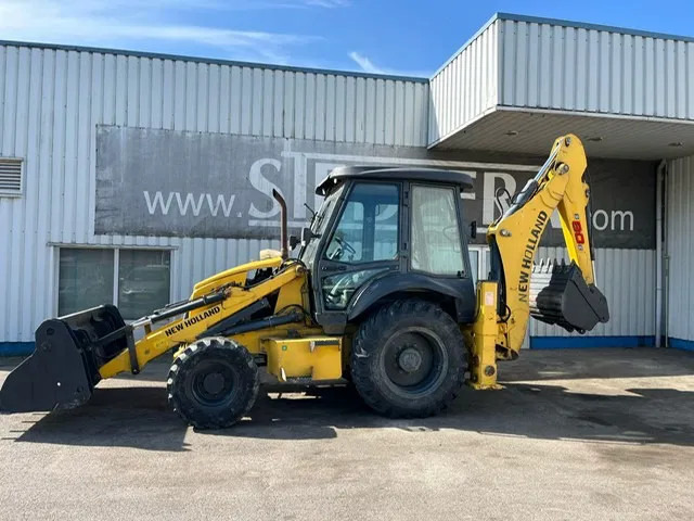 New Holland B80B , 4x4 , Backhoe Loader , 4 in1 bucket - Máy xúc trước múc sau: hình 2 New Holland B80B , 4x4 , Backhoe Loader , 4 in1 bucket - Máy xúc trước múc sau: hình 2